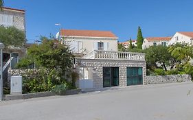 Rooms Vlahovic 3*